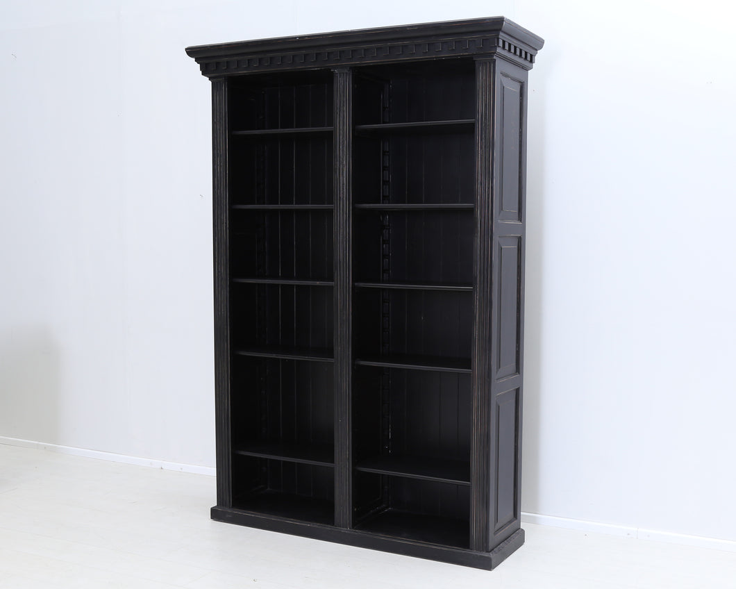 Andrew II kirjahylly musta