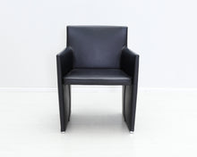 Load image into Gallery viewer, B&amp;B Italia Posa nojatuoli musta
