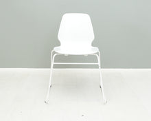 Lataa kuva Galleria-katseluun, Alias Segesta tuoli
