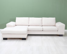 Load image into Gallery viewer, Asko BB 3-istuttava divaanisohva vaaleanbeige
