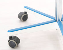 Load image into Gallery viewer, Avarte Yrjö Kukkapuro toimistotuoli sinisillä käsinojilla
