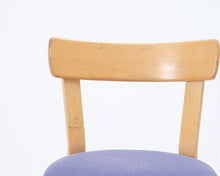 Lataa kuva Galleria-katseluun, Artek 69 ruokatuoli sininen kangas
