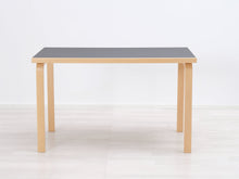 Lataa kuva Galleria-katseluun, Artek 80A pöytä koivu / musta
