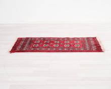 Lataa kuva Galleria-katseluun, Itämainen matto 79 x 120 cm
