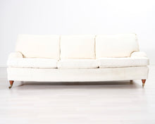 Lataa kuva Galleria-katseluun, 3-istuttava kangassohva valkoinen
