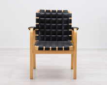 Lataa kuva Galleria-katseluun, Artek 45 nojatuoli musta keinonahka
