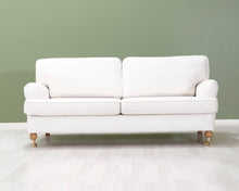 Lataa kuva Galleria-katseluun, 3-istuttava kangassohva valkoinen

