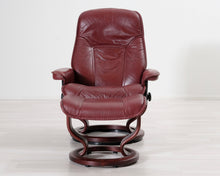 Lataa kuva Galleria-katseluun, Nahkainen nojatuoli ja rahi viininpunainen
