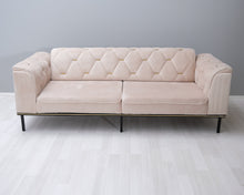 Load image into Gallery viewer, 3-istuttava kangassohva beige
