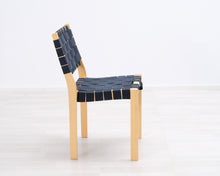 Lataa kuva Galleria-katseluun, Artek 611 satulavyötuoli musta
