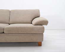 Load image into Gallery viewer, Asko Florence 2-istuttava kangassohva beige
