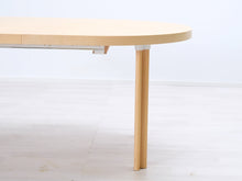 Lataa kuva Galleria-katseluun, Artek H99 jatkettava ruokapöytä
