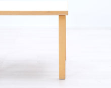 Lataa kuva Galleria-katseluun, Artek lastenpöytä 60 x 80 cm valkoinen
