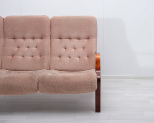 3-istuttava kangassohva beige