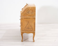 Lataa kuva Galleria-katseluun, Antiikkinen kirjoituslipasto
