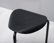 Lataa kuva Galleria-katseluun, Artek Lukki jakkara
