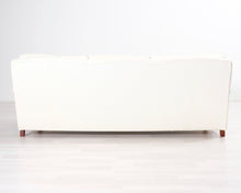 Lataa kuva Galleria-katseluun, 3-istuttava kangassohva valkoinen
