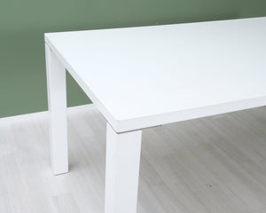 Koivupöytä valkoinen