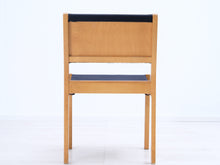 Lataa kuva Galleria-katseluun, Artek 611 ruokatuoli tumma verhoilu
