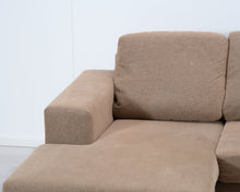 Load image into Gallery viewer, Asko 3-istuttava divaanisohva vaaleanruskea
