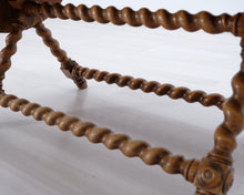 Lataa kuva Galleria-katseluun, Antiikkinen klaffipöytä
