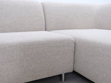Lataa kuva Galleria-katseluun, Adea Camp kulmasohva vaalea beige
