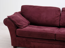 Lataa kuva Galleria-katseluun, 3-istuttava vuodesohva viininpunainen
