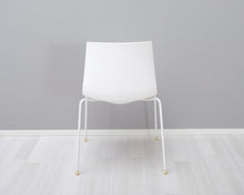 Lataa kuva Galleria-katseluun, Arper Catifa 46 tuoli
