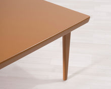 Lataa kuva Galleria-katseluun, Sohvapöytä ruskea
