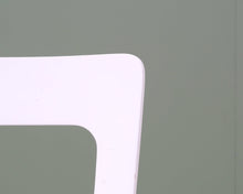 Lataa kuva Galleria-katseluun, Artek 65 tuoli valkoinen
