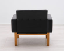 Lataa kuva Galleria-katseluun, 60-luvun kerninojatuoli musta
