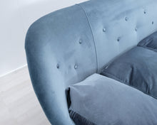 Lataa kuva Galleria-katseluun, 4-istuttava vintagesohva sininen

