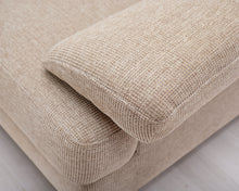 Load image into Gallery viewer, Asko Florence 2-istuttava kangassohva beige
