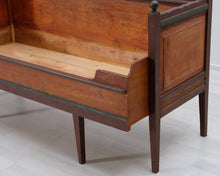 Lataa kuva Galleria-katseluun, Anttiikkinen sivustavedettävä sohva
