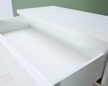 Load image into Gallery viewer, Asko Pallas lipasto valkoinen
