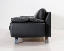 Lataa kuva Galleria-katseluun, 3-istuttava nahkasohva musta
