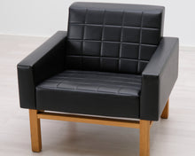 Lataa kuva Galleria-katseluun, 60-luvun kerninojatuoli musta
