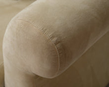 Lataa kuva Galleria-katseluun, 4-istuttava kaareva sohva beige
