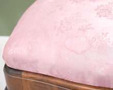 Lataa kuva Galleria-katseluun, Antikkinen rahi vaaleanpunainen
