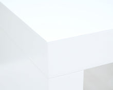Load image into Gallery viewer, Kaani sivupöytä valkoinen
