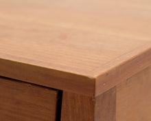 Load image into Gallery viewer, Puinen sivupöytä
