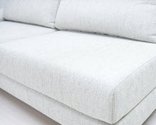 Load image into Gallery viewer, Asko 2-istuttava kangassohva vaaleanharmaa
