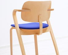 Load image into Gallery viewer, Aslak tuoli koivu / sininen
