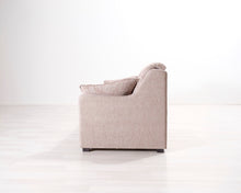 Lataa kuva Galleria-katseluun, 3-istuttava vuodesohva beige
