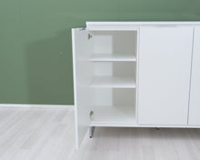 Load image into Gallery viewer, Asko Otso kaappi valkoinen
