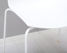 Lataa kuva Galleria-katseluun, Arper Catifa 46 tuoli
