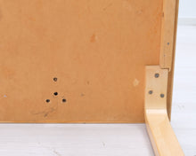 Load image into Gallery viewer, Artek pöytä 70 x 80 cm koivu / vihreä
