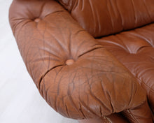 Lataa kuva Galleria-katseluun, Kuusilinna nahkainen nojatuoli ruskea
