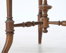 Load image into Gallery viewer, Antiikkinen sivupöytä kuusikulmaisella pöytälevyllä
