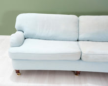 Lataa kuva Galleria-katseluun, 3-istuttava kangassohva vaaleansininen
